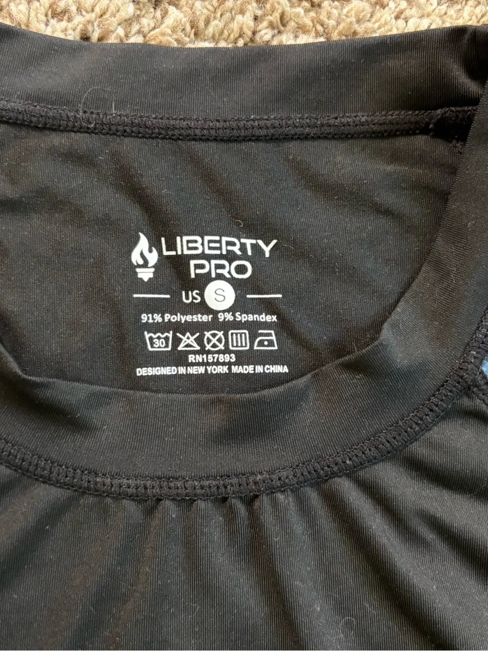 Liberty Pro Men’s Small Swim Shirt